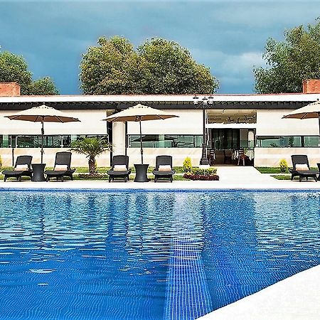 Hotel Ecce Inn & Spa Silao Ngoại thất bức ảnh
