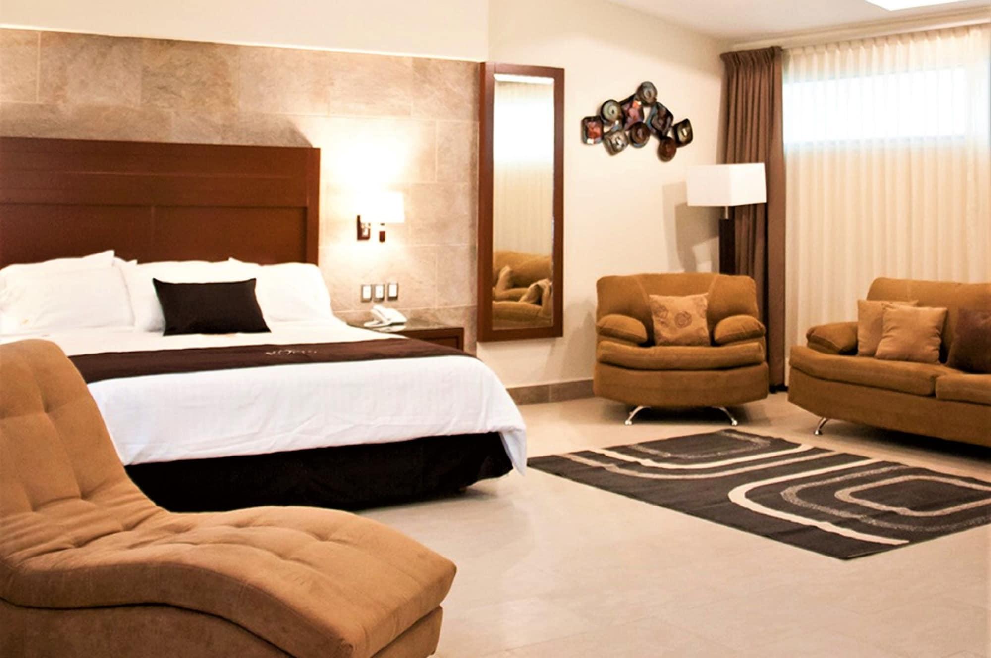 Hotel Ecce Inn & Spa Silao Ngoại thất bức ảnh Suite at the hotel